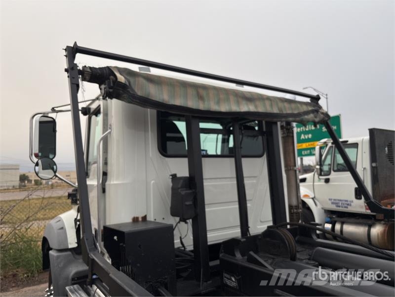 Mack GU533 Kipplader