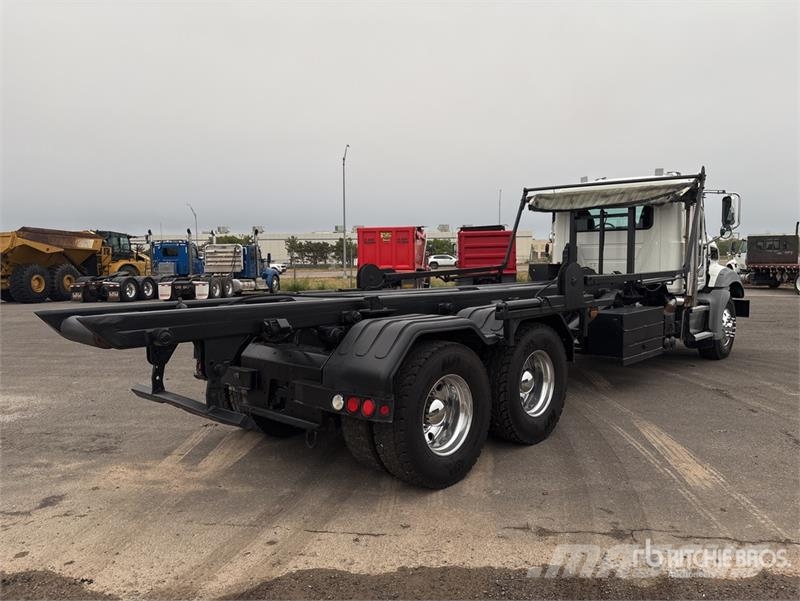 Mack GU533 Kipplader