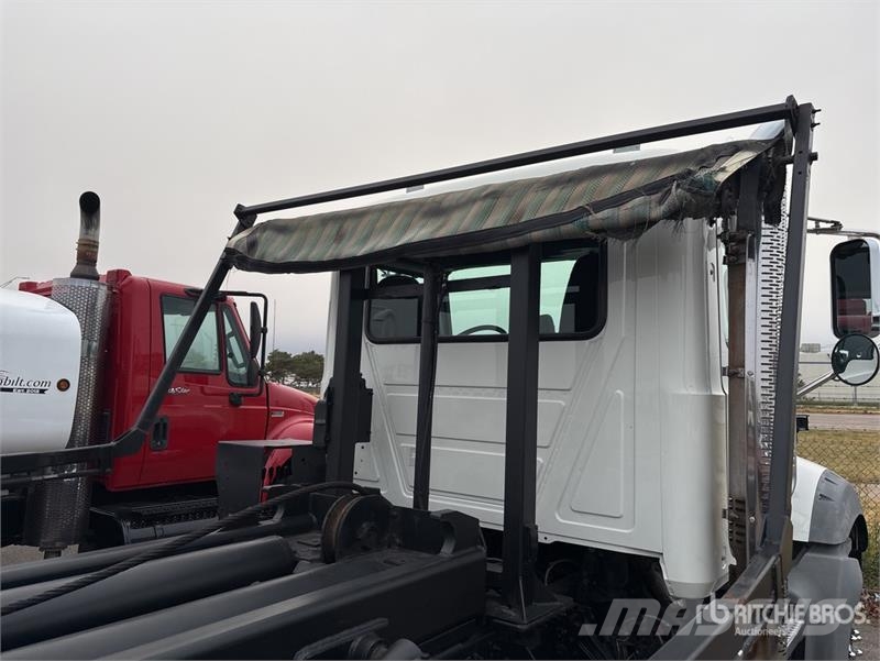 Mack GU533 Kipplader