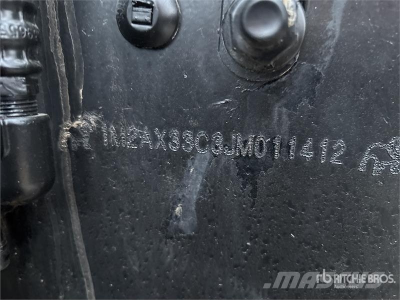 Mack GU533 Kipplader