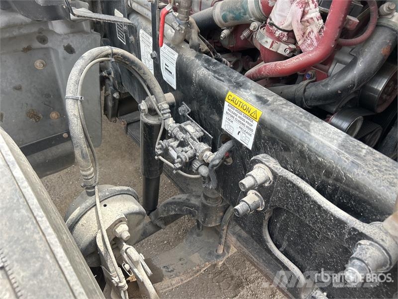 Mack GU713 Tippbilar
