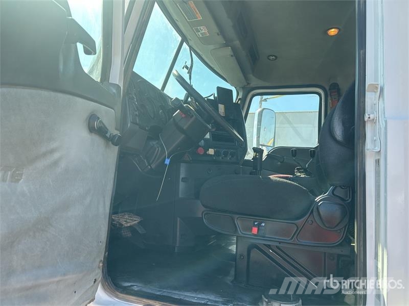 Mack GU713 Komunalni tovornjaki