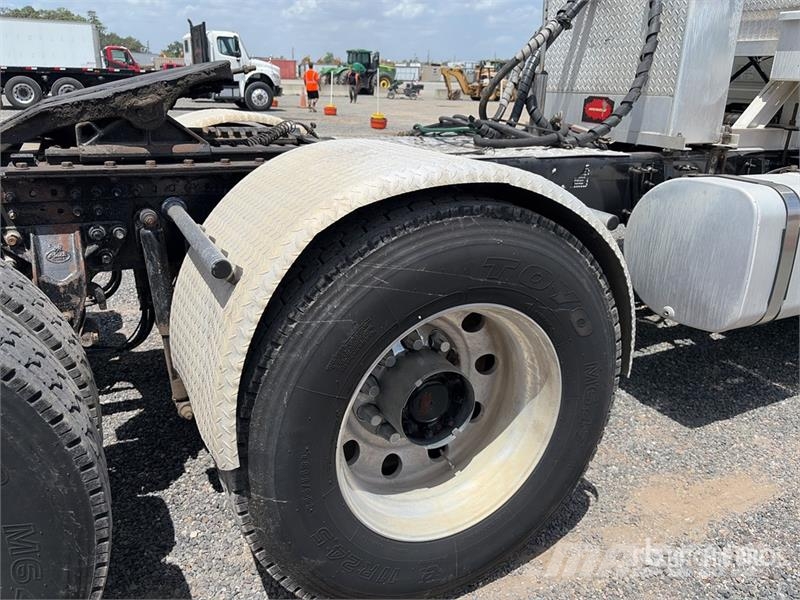 Mack GU713 Truck Tractor Units