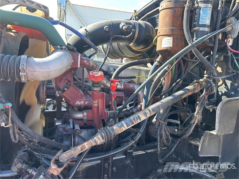 Mack GU713 Komunalni tovornjaki