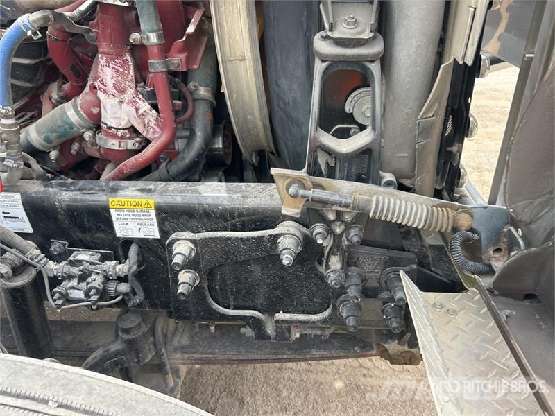 Mack GU713 Tippbilar