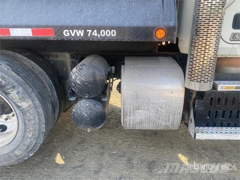 Mack GU713 Bañeras basculantes usadas