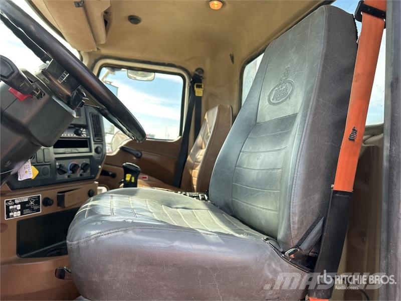 Mack GU713 Beton-Mischfahrzeuge