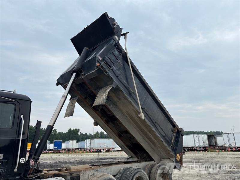 Mack GU713 Tipper trucks