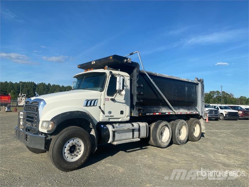 Mack GU713 Bañeras basculantes usadas
