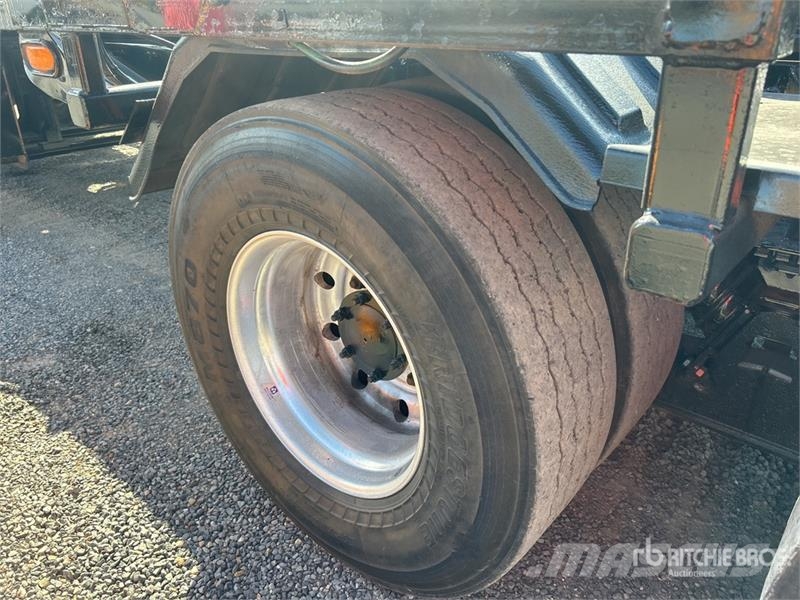 Mack GU713 Komunalni tovornjaki