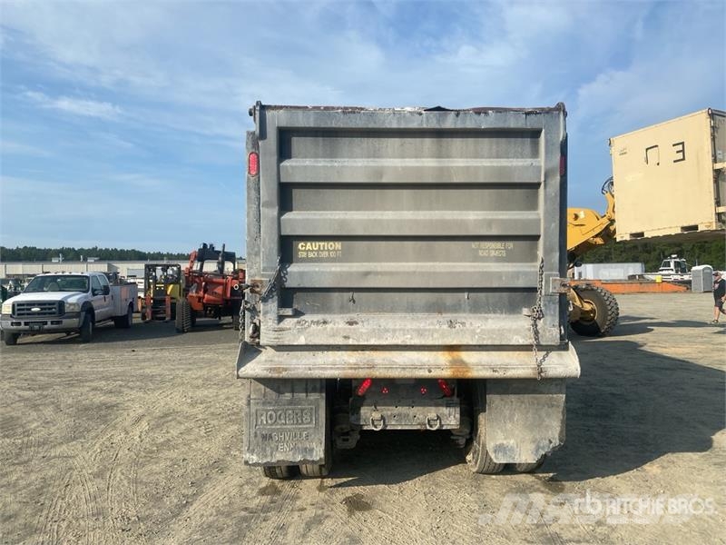 Mack GU713 Bañeras basculantes usadas