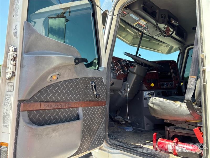 Mack GU713 Bañeras basculantes usadas