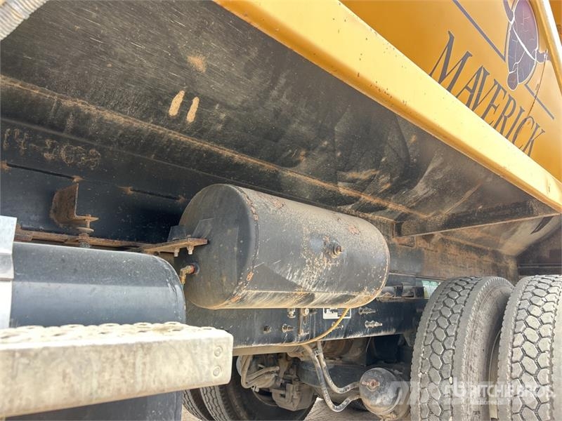 Mack GU713 Tippbilar