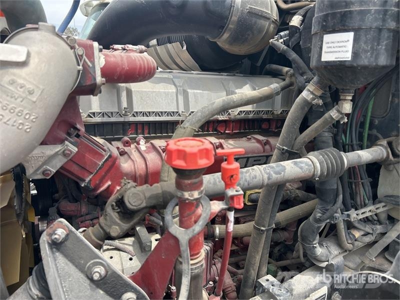 Mack GU713 Tippbilar
