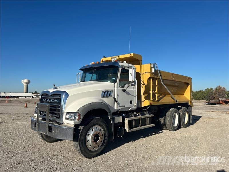Mack GU713 ダンプ