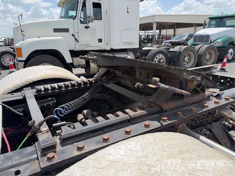 Mack GU713 Truck Tractor Units