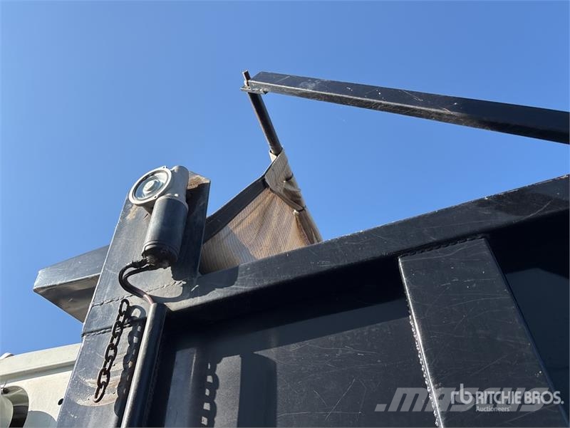 Mack GU713 Tipper trucks