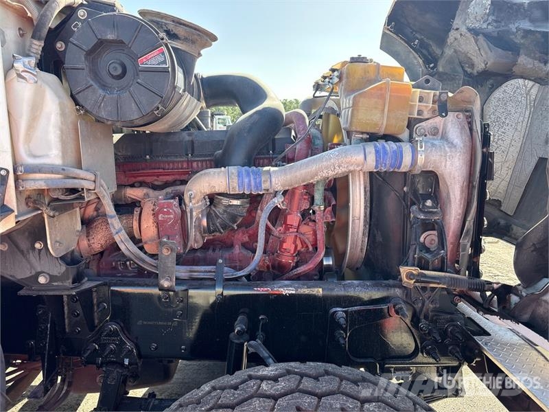 Mack GU713 Kiper kamioni