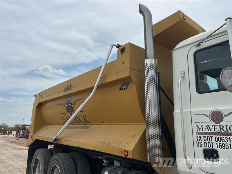 Mack GU713 Tippbilar