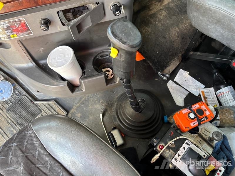 Mack GU713 Bañeras basculantes usadas