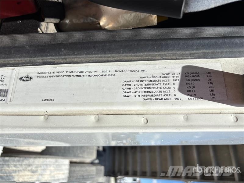 Mack GU713 Bañeras basculantes usadas
