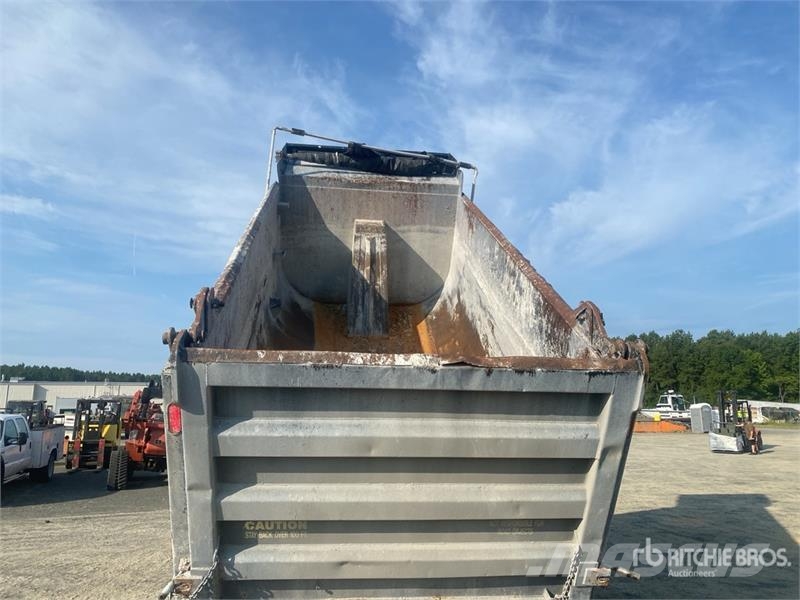 Mack GU713 Bañeras basculantes usadas