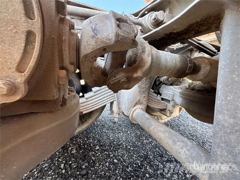 Mack GU713 Bañeras basculantes usadas
