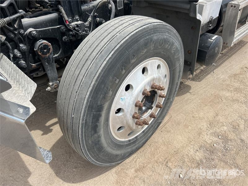 Mack GU713 Tippbilar