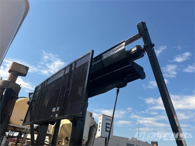 Mack GU713 Komunalni tovornjaki