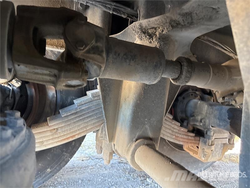 Mack GU713 Tipper trucks