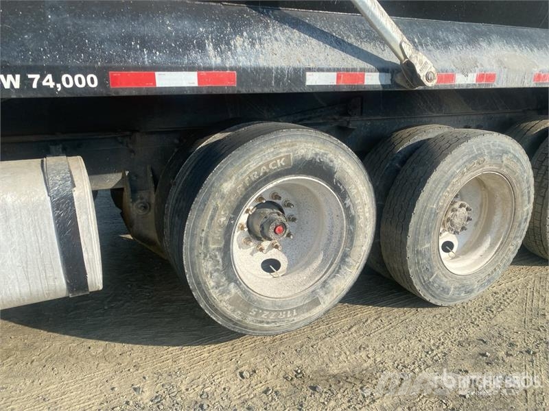 Mack GU713 Bañeras basculantes usadas