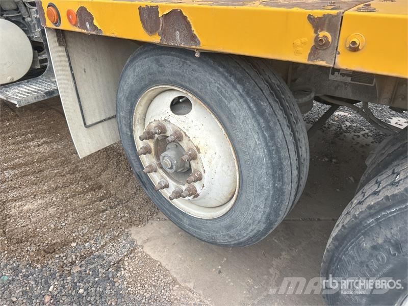 Mack GU713 10x4 Mixer Truck Avtomešalci za beton