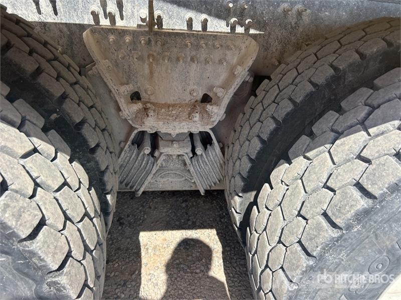 Mack GU713 10x4 Mixer Truck Kamioni mešalice za beton