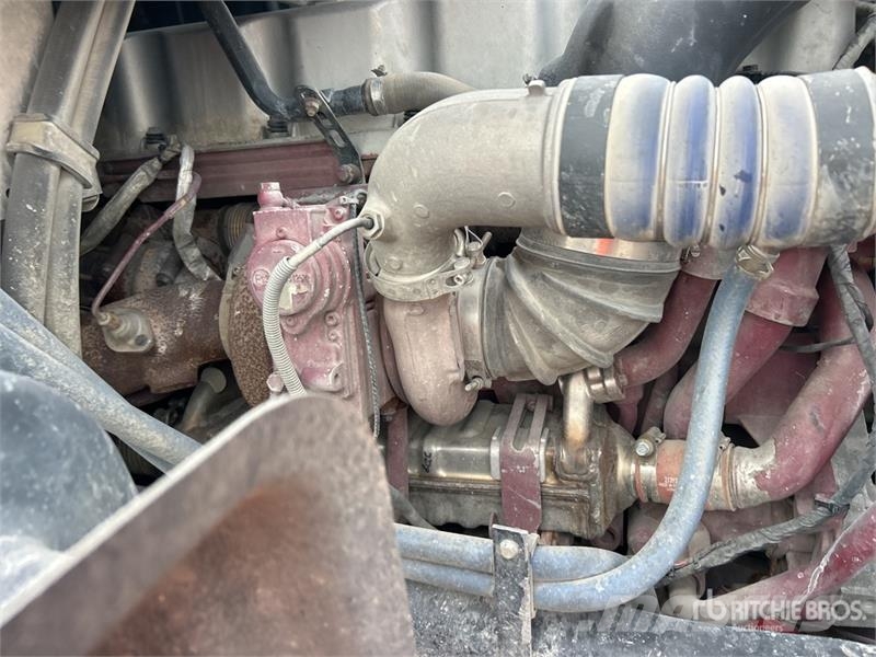 Mack GU713 10x4 Mixer Truck Avtomešalci za beton