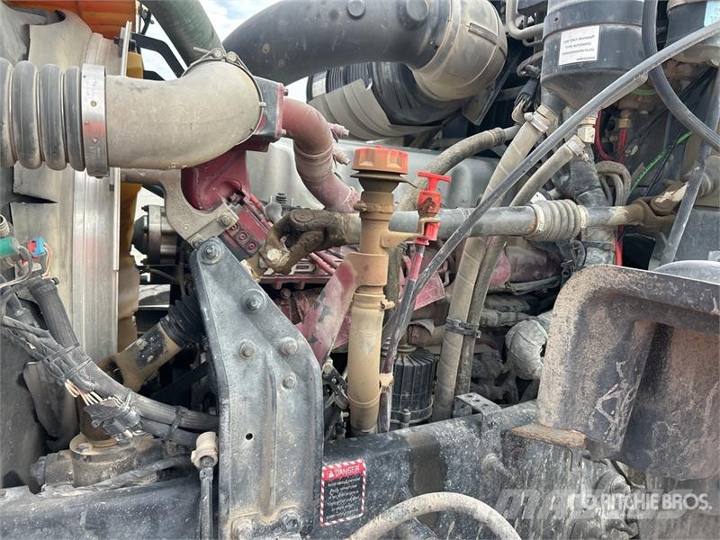Mack GU713 10x4 Mixer Truck Avtomešalci za beton