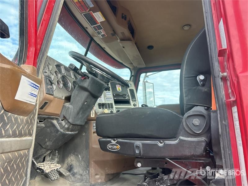 Mack GU713 10x4 Mixer Truck Avtomešalci za beton