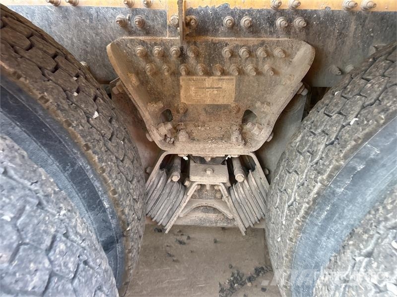 Mack GU713 10x4 Mixer Truck Avtomešalci za beton