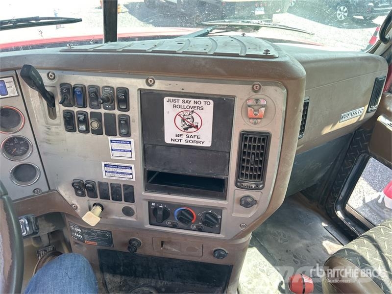 Mack GU713 10x4 Mixer Truck Kamioni mešalice za beton