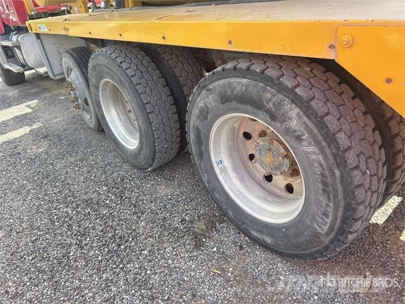 Mack GU713 10x4 Mixer Truck Kamioni mešalice za beton