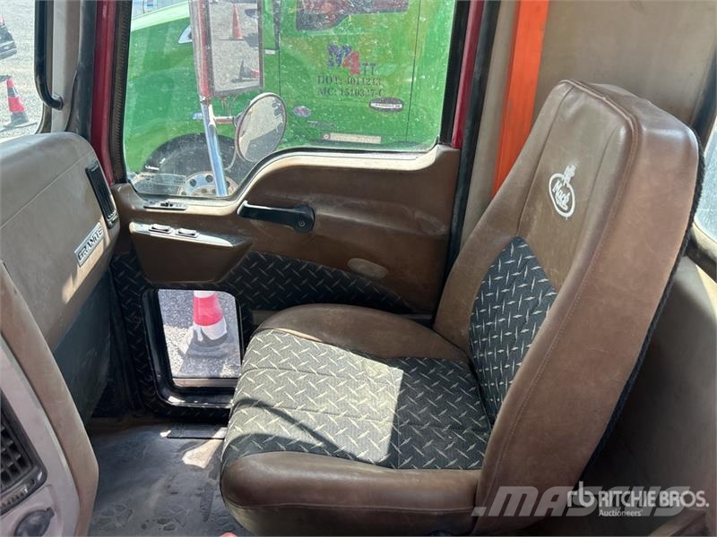 Mack GU713 10x4 Mixer Truck Kamioni mešalice za beton