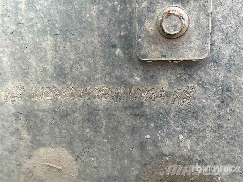 Mack GU713 10x4 Mixer Truck Avtomešalci za beton