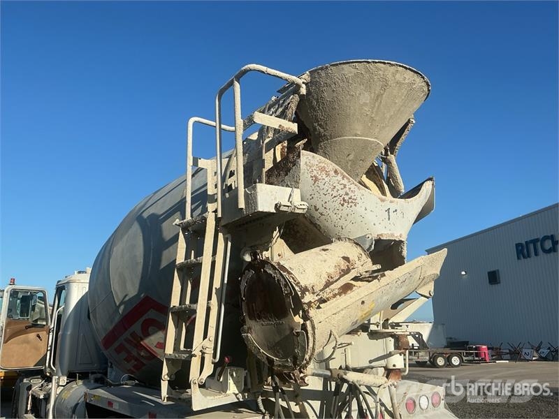 Mack GU713 6x4 Mixer Truck Concrete trucks