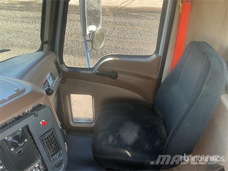 Mack GU713 6x4 Mixer Truck Concrete trucks