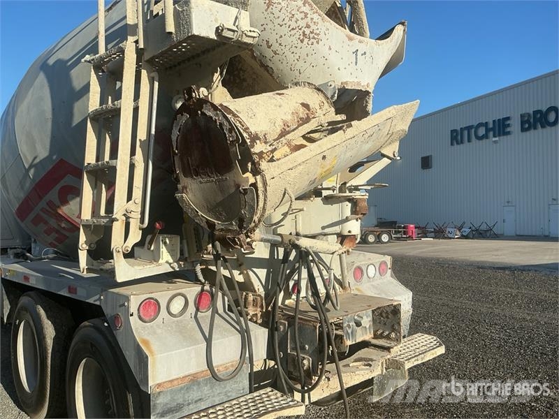 Mack GU713 6x4 Mixer Truck Concrete trucks