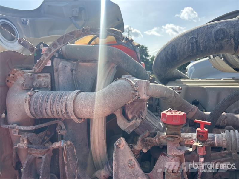 Mack GU713 6x4 Mixer Truck Avtomešalci za beton