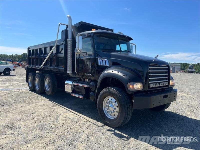 Mack GU713 Granite 8x4 Tri/A Dump Truck Autobasculanta