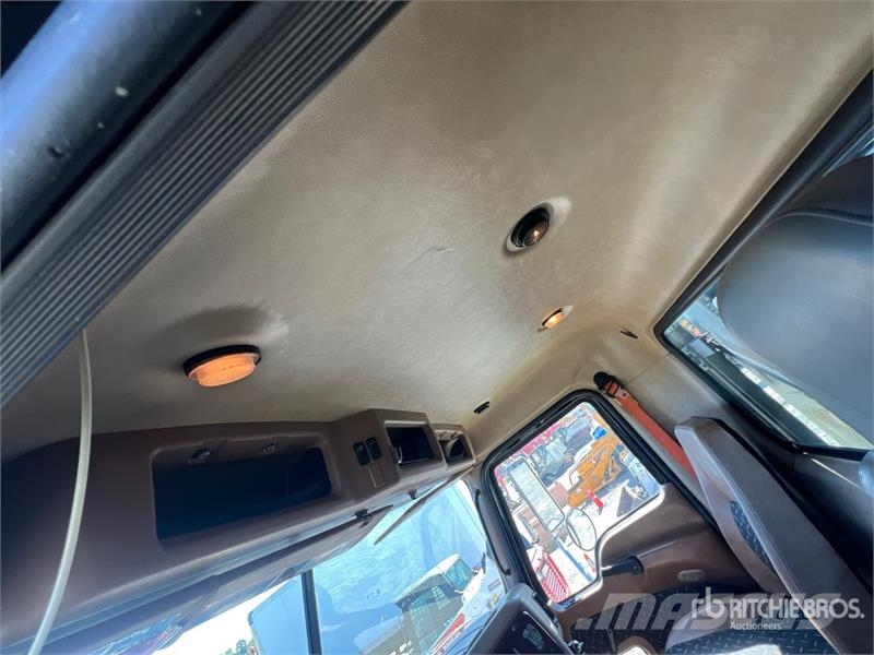 Mack GU713 Granite 8x4 Tri/A Dump Truck Autobasculanta