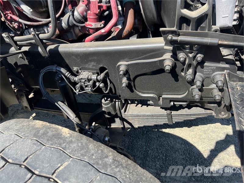 Mack GU713 Granite 8x4 Tri/A Dump Truck Autobasculanta