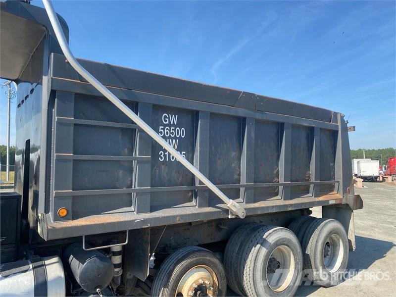 Mack GU813 Kipper