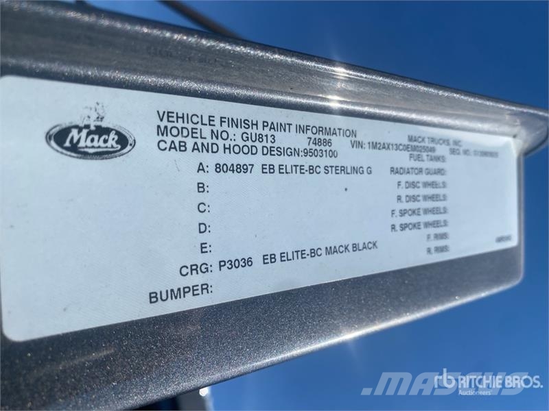 Mack GU813 Kipper